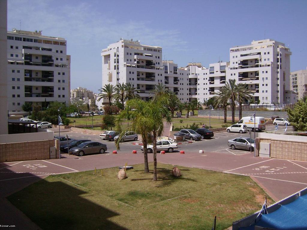 City, Ashdod