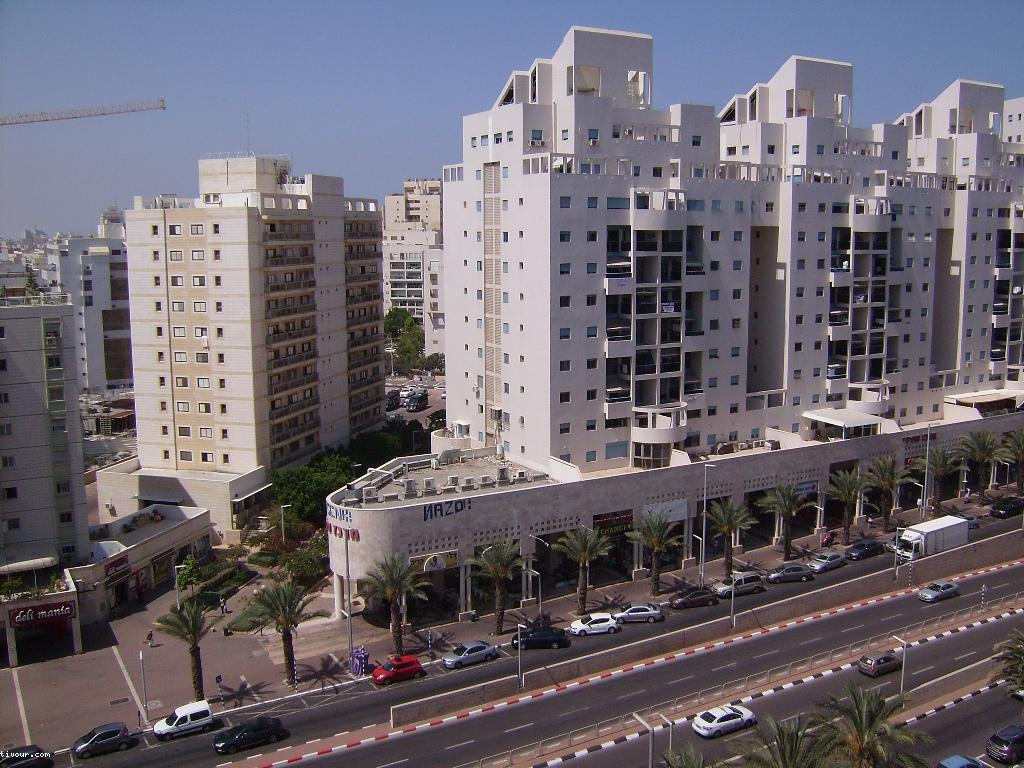 City, Ashdod